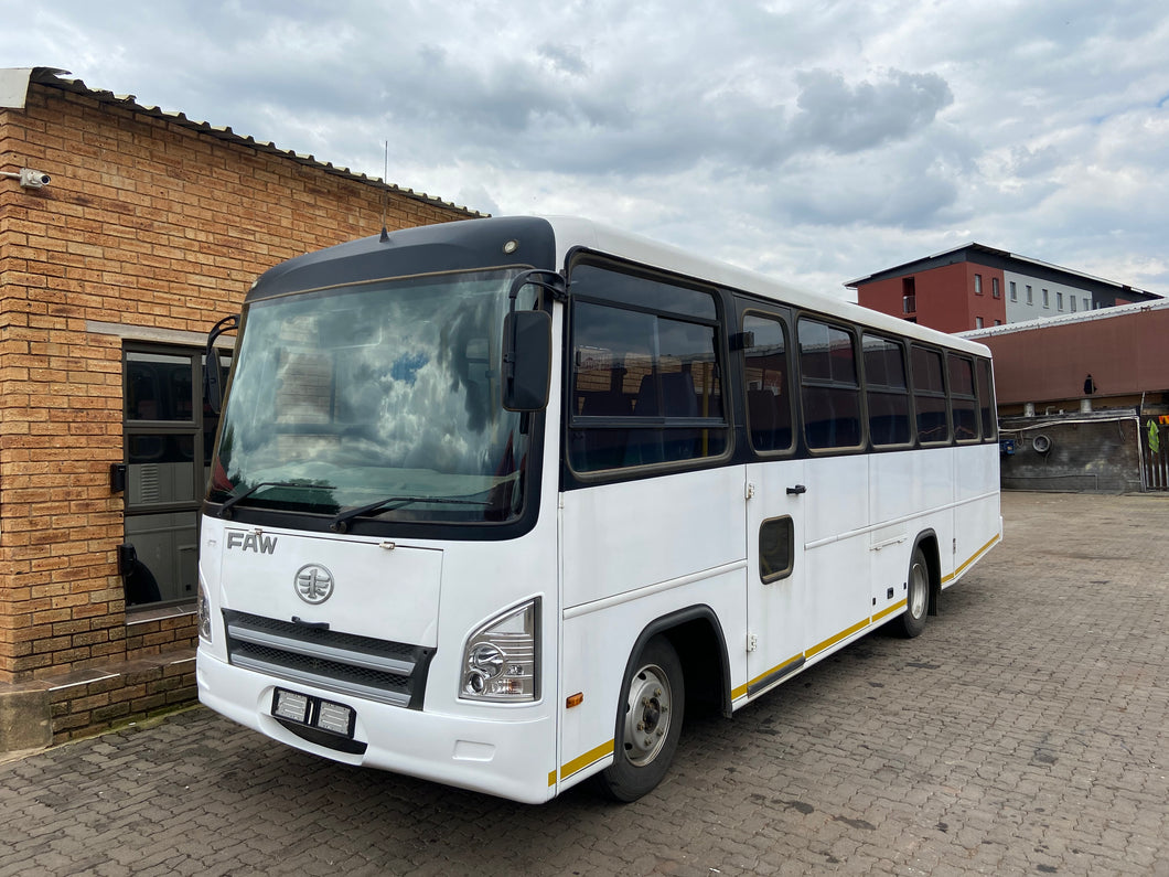 2021 FAW 8.140 (4 Ton) 35 Seater Bus