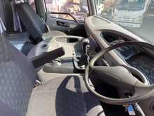 Load image into Gallery viewer, 2021 FAW 28.330FL (13 Ton) Chassis Cab
