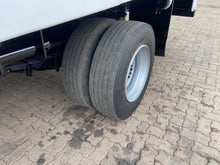 Load image into Gallery viewer, 2016 FAW 8.140 (4 Ton) Flat Deck
