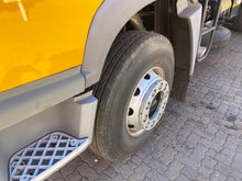 Load image into Gallery viewer, 2021 FAW 28.330FL Water Tanker 20000ltr

