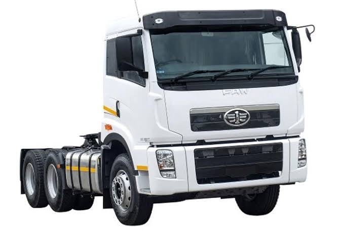 FAW J5N 28.380FT 6x4 Truck Tractor